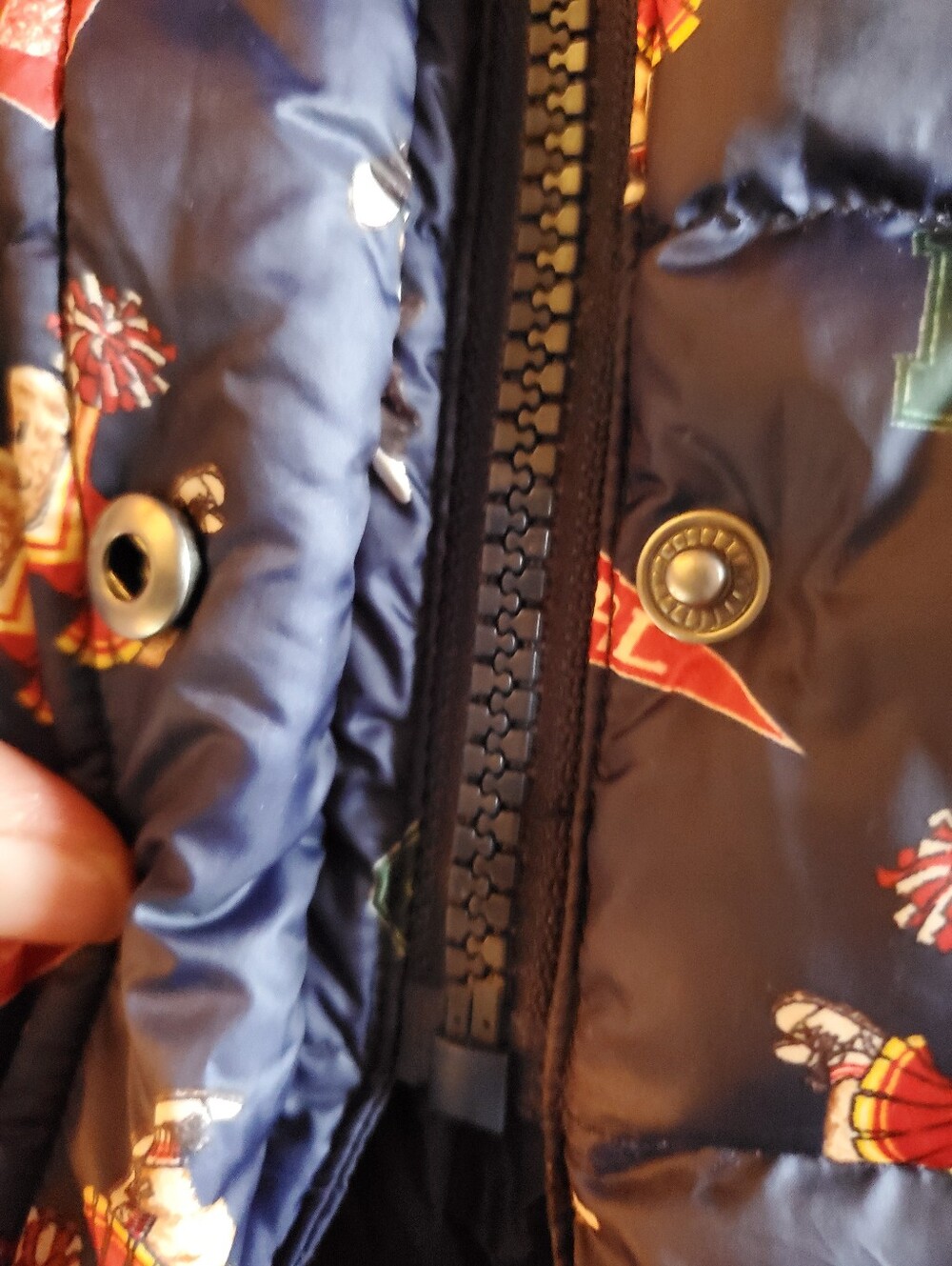 Ralph Lauren Navy Hooded Puffer Jacket with Character Print - Picture 6 of 7